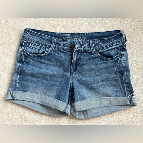 dELiA*s - Jean Shorts (Bailey) - Picture 1 of 6